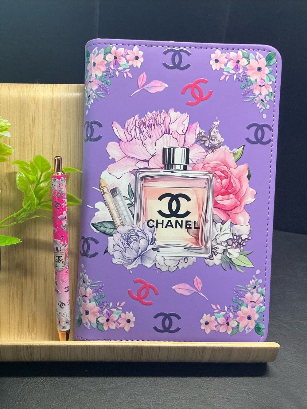 Floral Purple zipper notebook